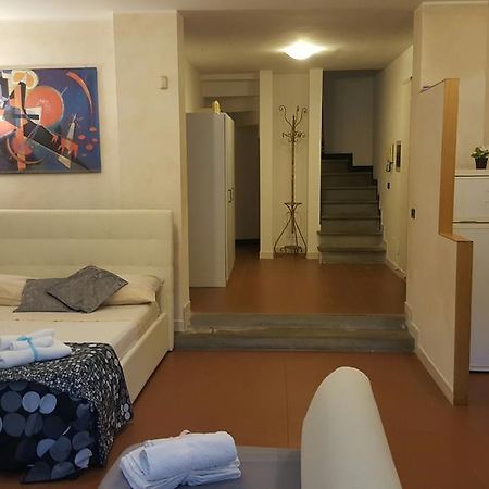 Madame Butterfly Hotel Ciampino Luaran gambar