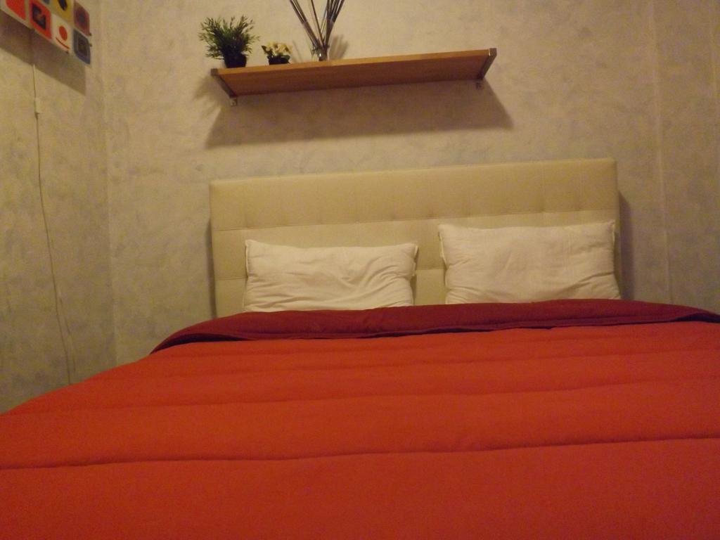 Madame Butterfly Hotel Ciampino Bilik gambar