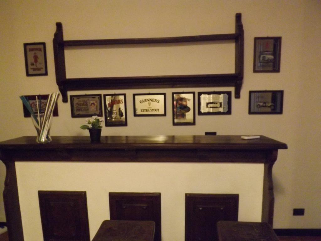 Madame Butterfly Hotel Ciampino Bilik gambar